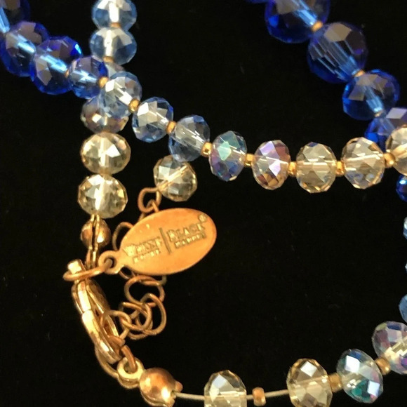 WHBM Flapper Length Long Glass Beaded Necklace Blue Clear Faceted Crystal Accent - Picture 4 of 6